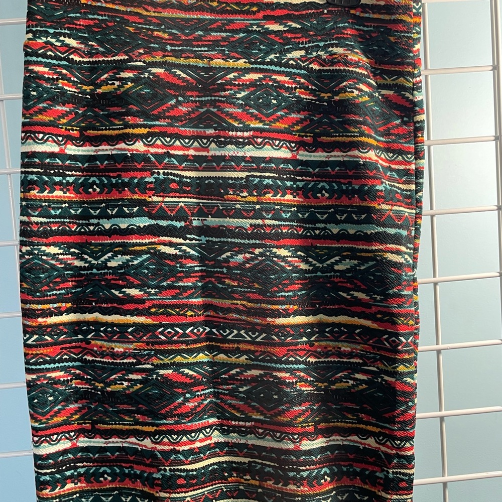 LuLaRoe Black and Red Midi Pencil Skirt Casual